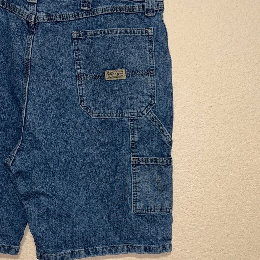 Wrangler Men's Classic Blue Jean Shorts Sz 38 - Picture 4 of 13